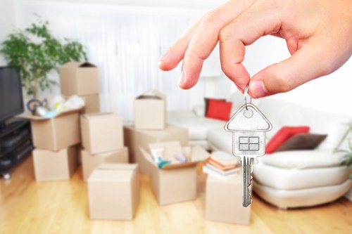 Local Brompton removal company managing an organised house move