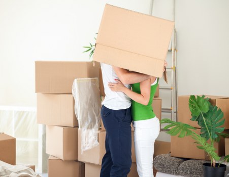 Local Brompton removal specialists managing a property move