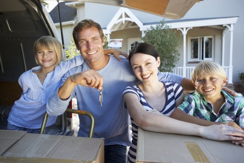 Reliable Brompton removal company organizing relocation tasks