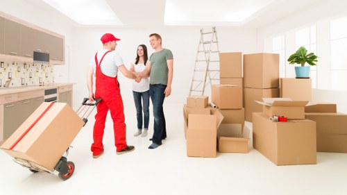 Self storage unit in Brompton for personal belongings